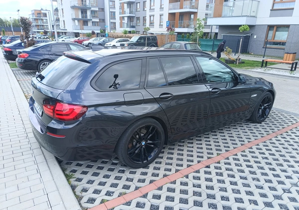BMW Seria 5 cena 54900 przebieg: 274000, rok produkcji 2012 z Białystok małe 79